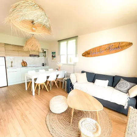 Unique ! Acces Direct A La ! Duplex Avec Grand Solarium Apartment *