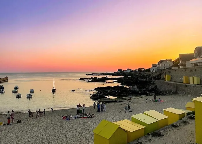 Unique ! Accès Direct à La ! Duplex Avec Grand Solarium Appartement *