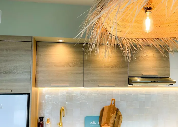 Unique ! Accès Direct à La ! Duplex Avec Grand Solarium Appartement *